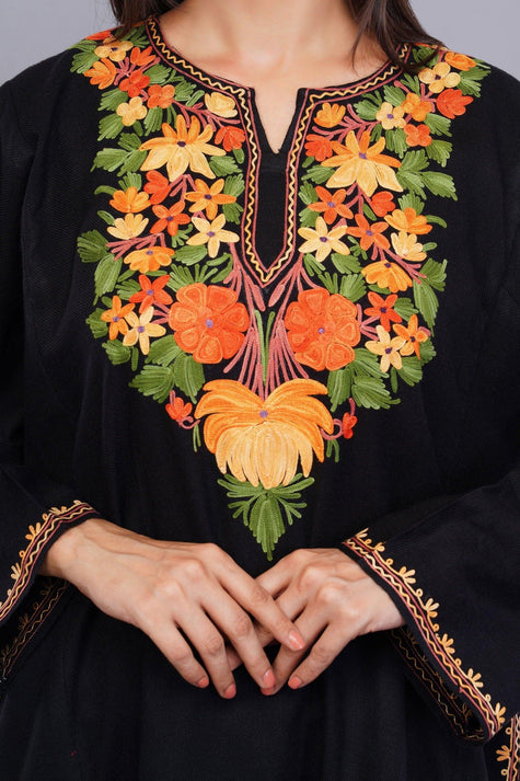 Black Pheran with Floral Poshkaar Design Aari Embroidery - Kashmiri Pheran